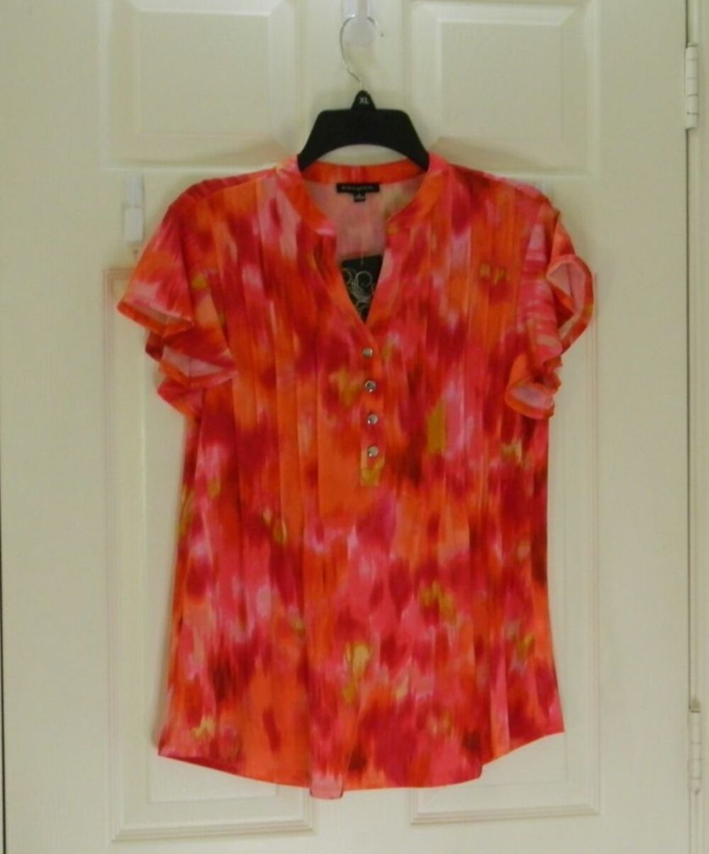 Ava & Grace Colorful Top Pull-over Red Orange Yellow Size Small NWT